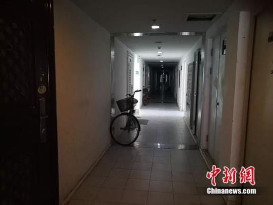 北京像素每层30户，走廊又暗又长。<a target=