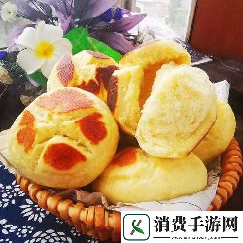 一对白花花的大馒头：让人垂涎欲滴的美食诱惑