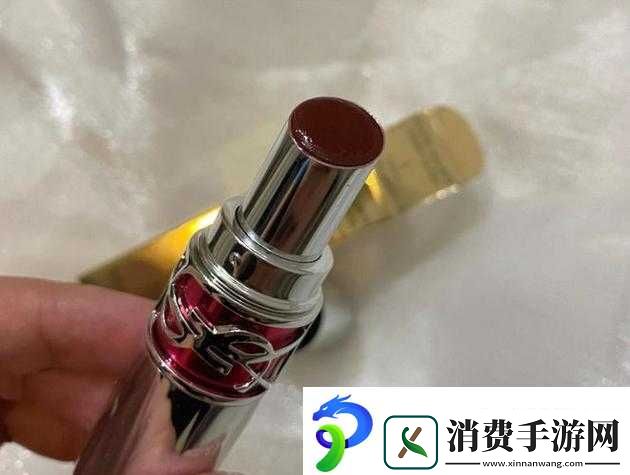 Ysl口红水蜜桃色号-6004：引领时尚潮流的绝美之选