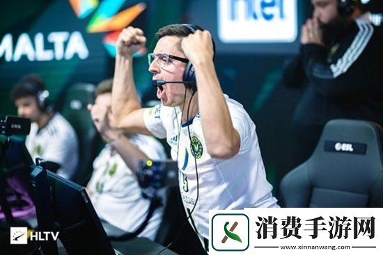 Spinx采访表示在mirage打CT时队伍配合很好