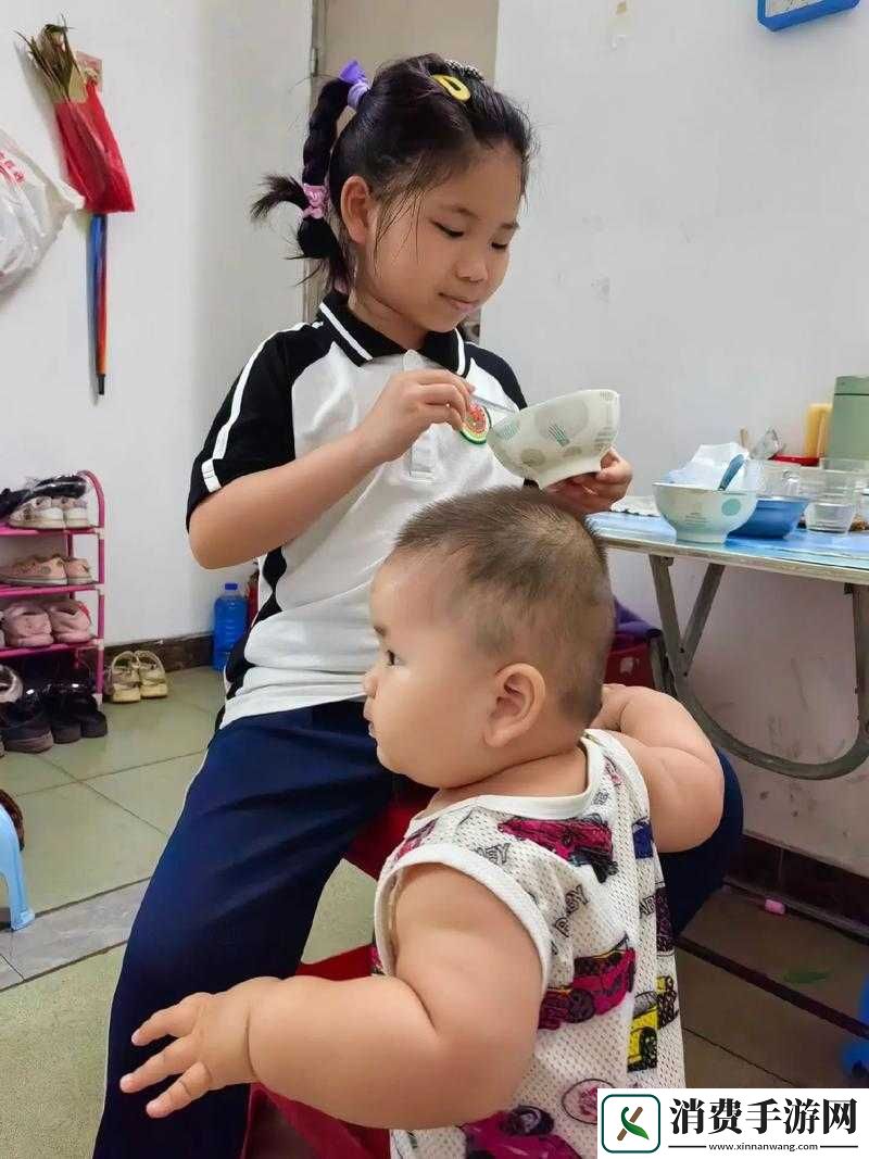 小孩半夜喂姐姐吃东西好吗