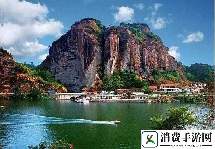 桃源洞口已是溪水