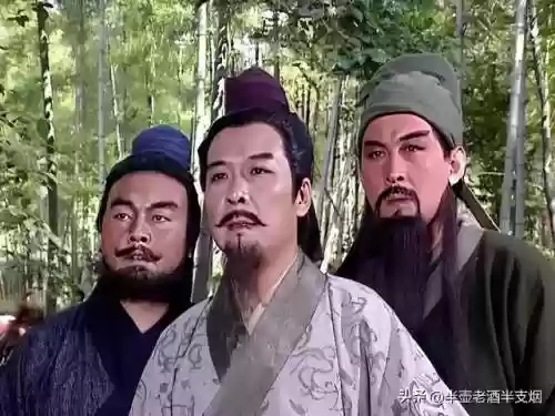 关羽张飞单打吕布阵容关羽张飞配什么阵容