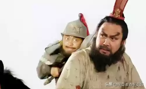 关羽张飞单打吕布阵容关羽张飞配什么阵容