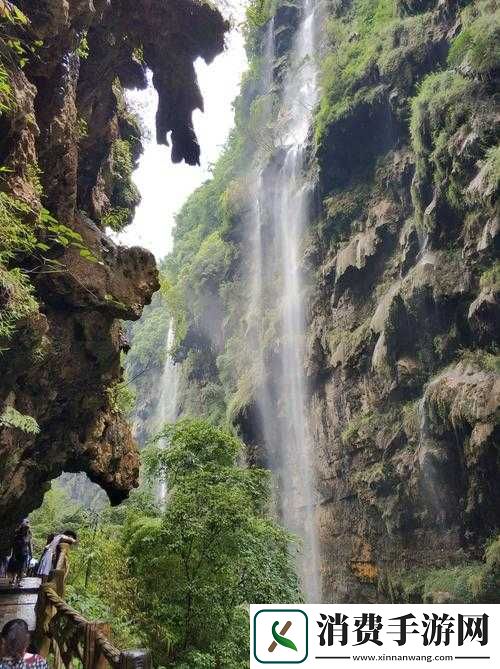 黄龙直捣溪水潺潺