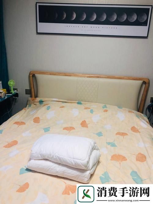 男女一起努力做豆浆不盖被子