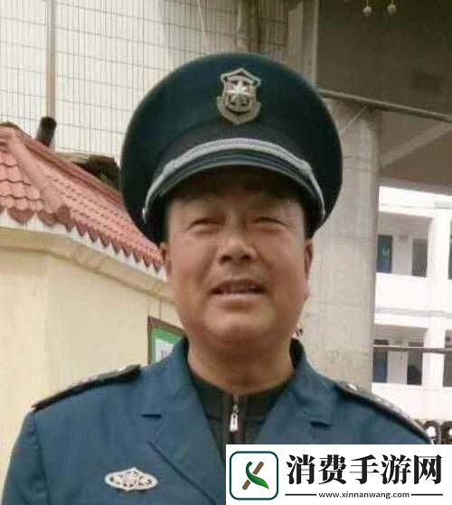 保安老王：正直勇敢-坚守岗位