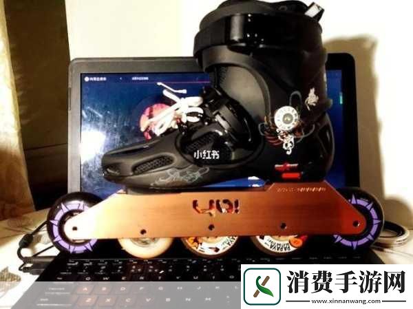 男生和女生拆拆很痛的轮滑鞋支持在线预约下载视频：你觉得男生和女生在拆卸轮滑鞋时哪一方会更痛苦呢