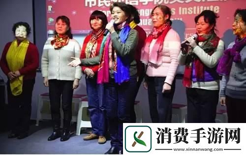 “English大妈”潮流引领者：笑谈科技新境界
