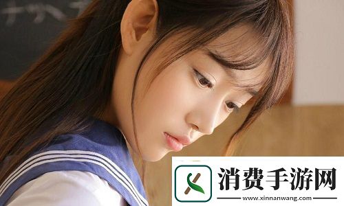 游泳馆里的两个教练孟月月：不同风格共同目标享受游泳带来的快乐和益处