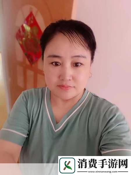 沈阳45岁老阿姨叫的没谁了上线完整内容：老阿姨的绝妙生活：沈阳45岁女性的独特魅力✨