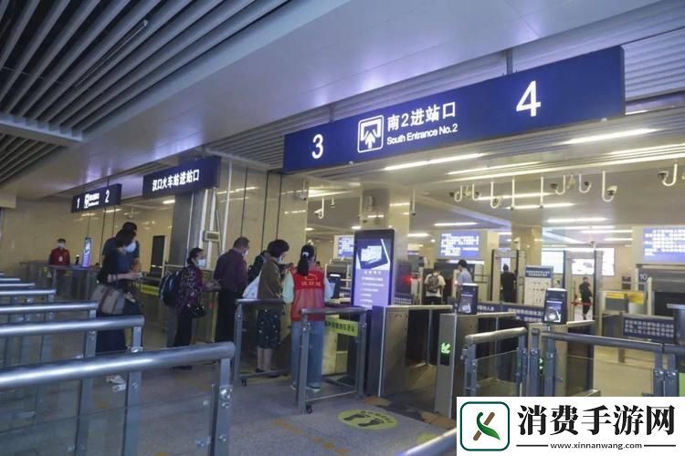 "TOM的30秒魔法：转角遇见智慧进站口"