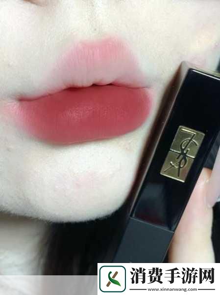 ysl口红水蜜桃色号：✨体验YSL水蜜桃色号的迷人魅力！