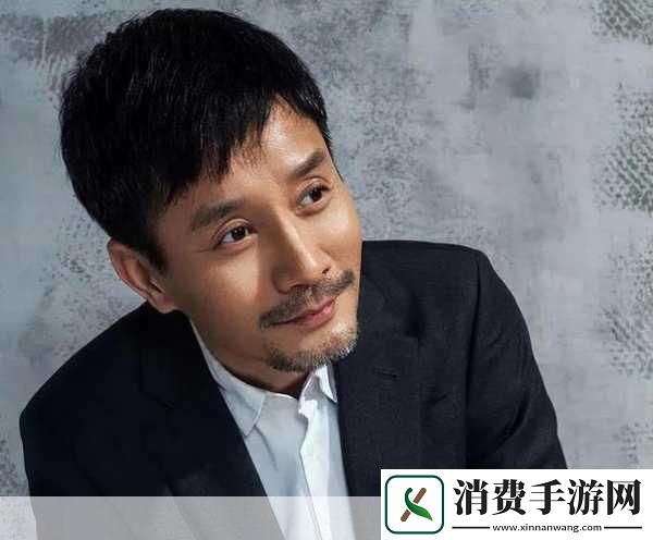 骨中骨父女作者长安粒粒：骨中骨：父女情深的故事