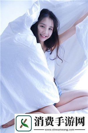 几个装修工人把我压在茶几