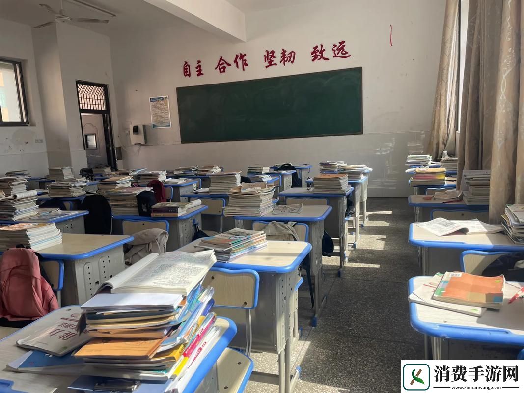 “教室地板上的神秘按钮-竟是我科技之路的奇遇！” 