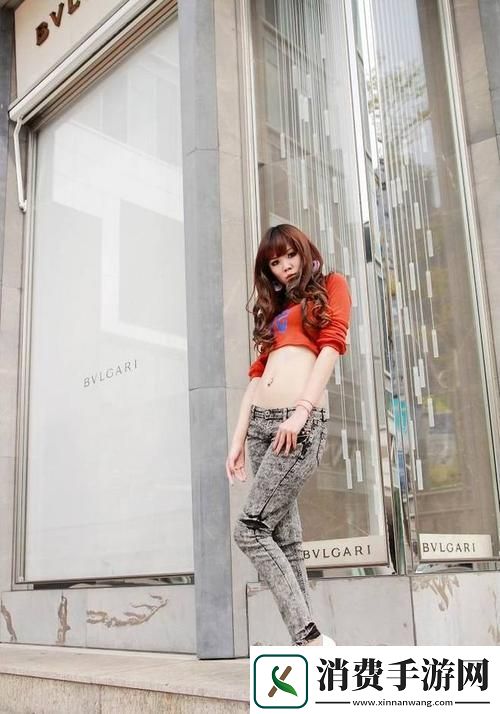 “CERANETWORK黑白配