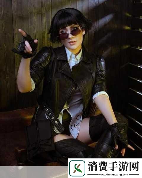 跨界盛宴!国外辣妹COS吉尔惊艳生化危机手游