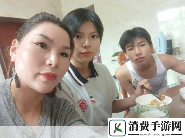 顾家三个女儿一锅烩