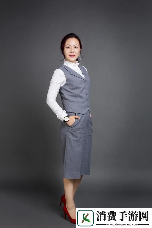 “奇葩”险途：科技江湖的女侠探秘