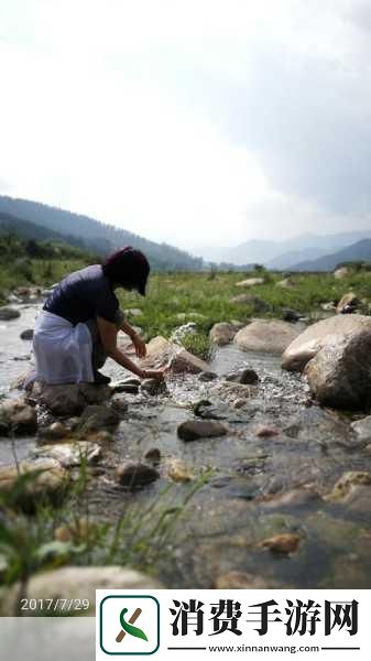野外视频拍摄的技巧与经验选择合适的时间和地点　　野外拍摄过程中
