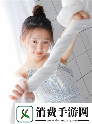 已满十八岁从此进入戴好耳机的场景