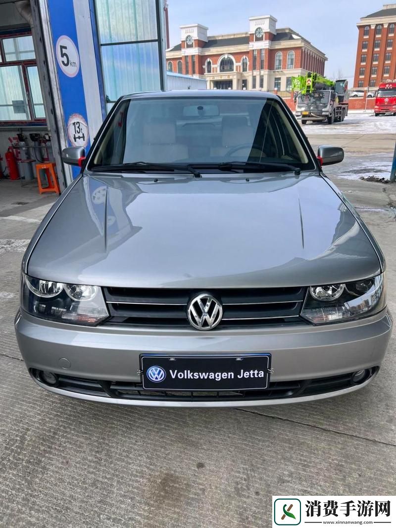 “老八灰”首秀