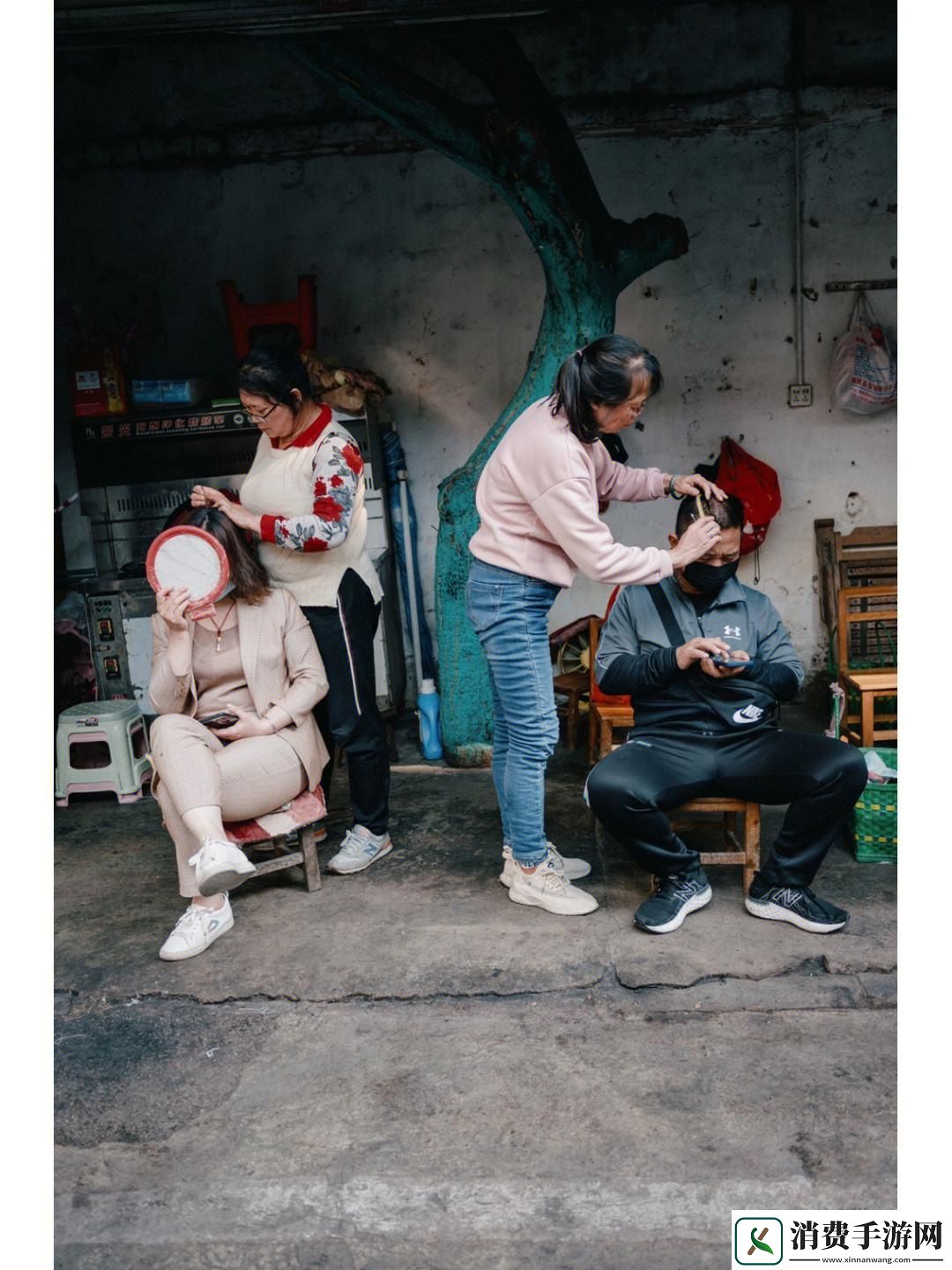 老镖客城中村奇幻漂流记