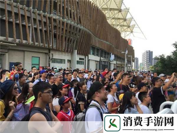 棒球迷和游戏爱好者们