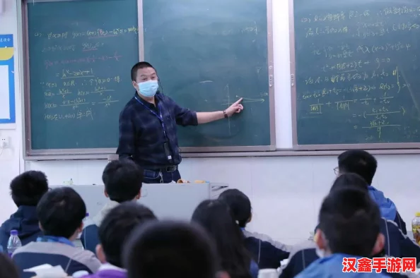 老师脱下内衣让我狂吸一晚