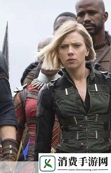 手游新视界寡姐魅力爆棚解锁好莱坞女星灵感手游TOP榜胸部美学与游戏激情碰撞！