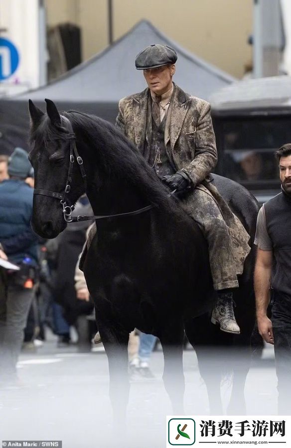 浴血黑帮大电影曝路透照