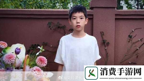 力得摸太嗯哼嗯哼嗯哼什么歌