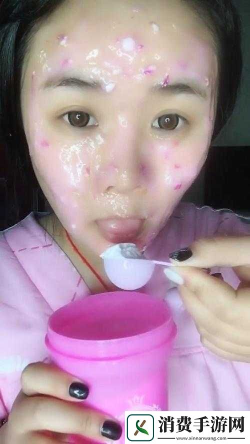 一边吃着一面膜下奶直接看