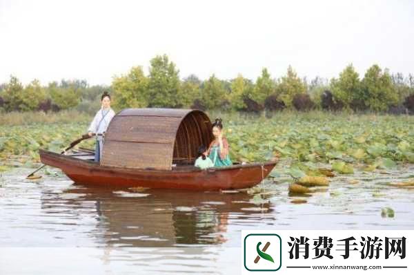 把船开到湖中间航行的意义　　航海不仅是探寻未知水域