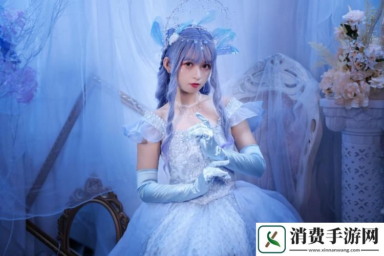 芙蓉皎皎