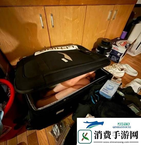 CBA球员把女友装行李箱带进宿舍!通宵补课后被禁赛