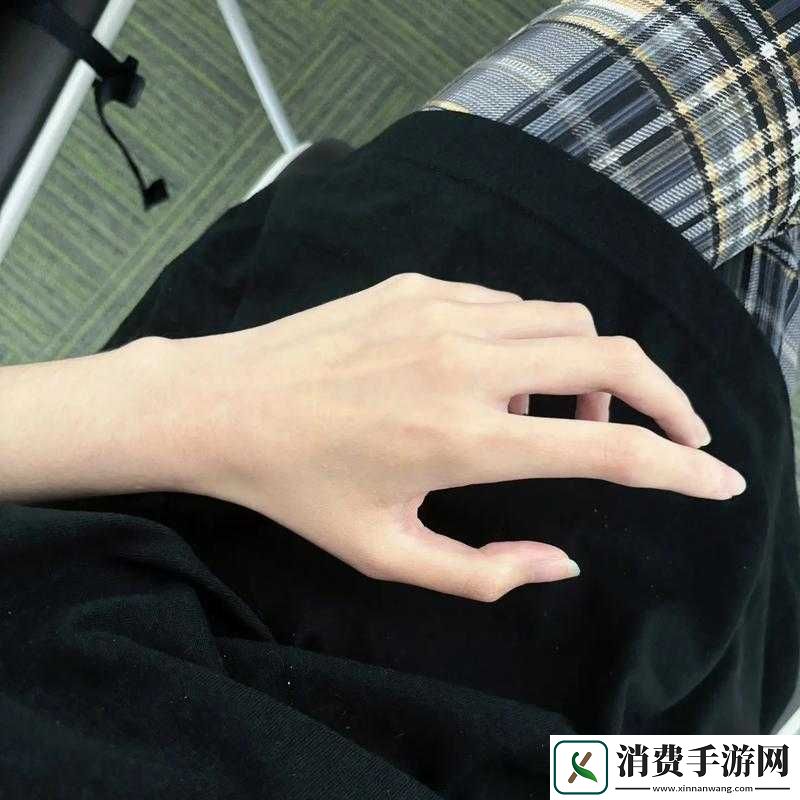 男人的手伸到口袋里有什么好处