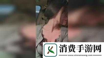 美女脱了内裤给男人桶