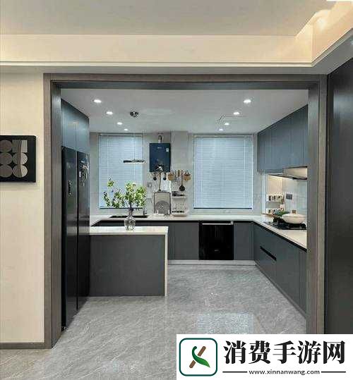 探索厨房与卧室之间的激情之旅