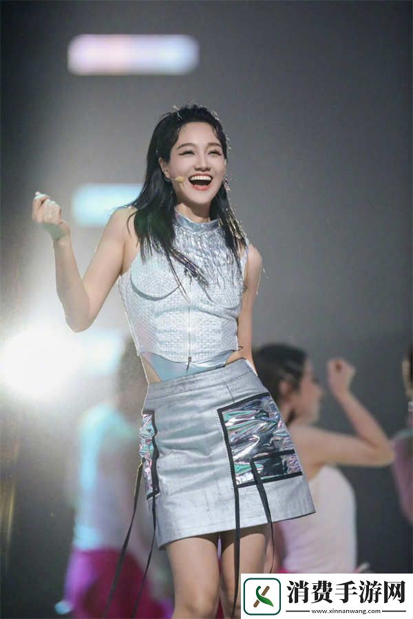 朱丹乘风2024四公不惧挑战电音舞曲风格活力四溢