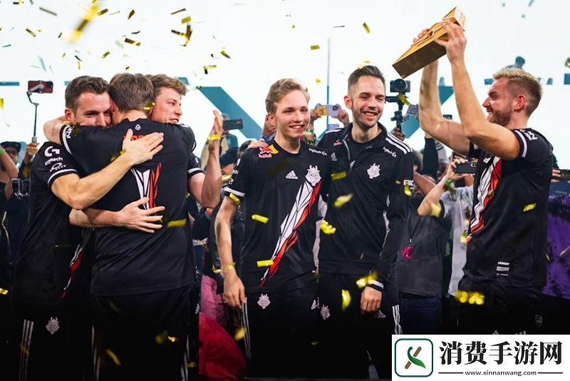 情比金坚——十图回顾m0NESY与NiKo的兄弟情深瞬间