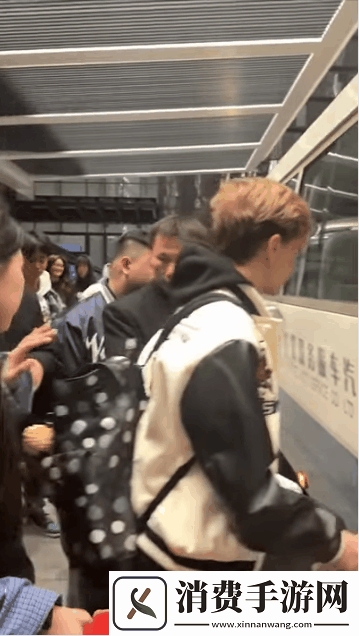 情比金坚——十图回顾m0NESY与NiKo的兄弟情深瞬间