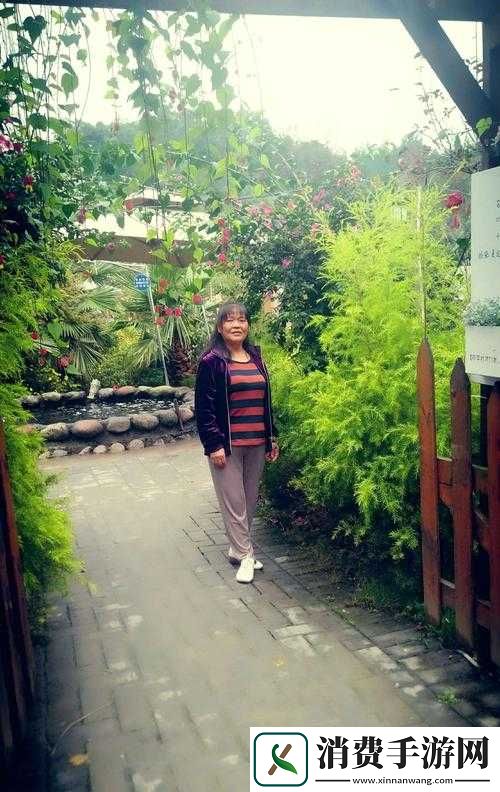 呆哥与兰兰手机在线的奇妙互动之旅