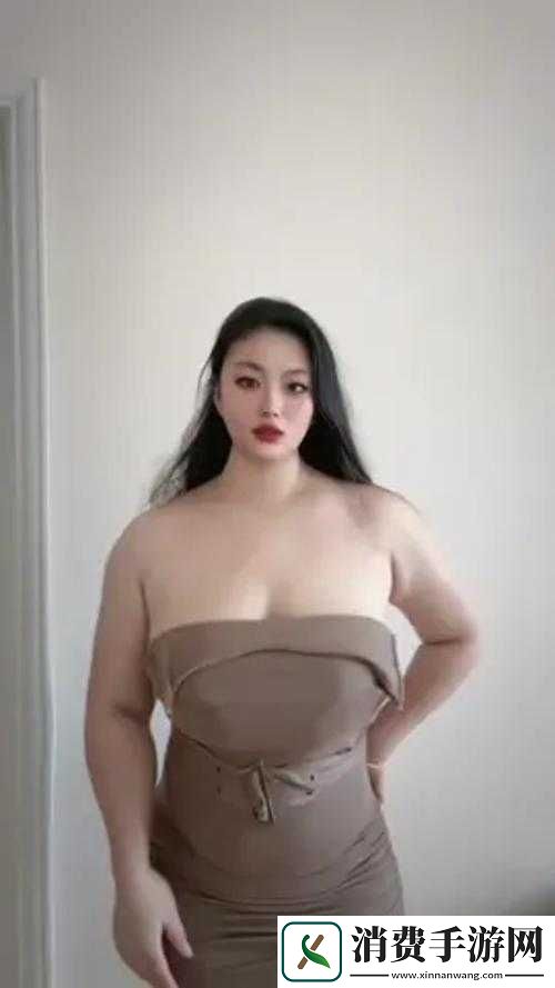 一位丰满的老妇人