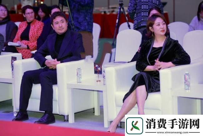 沈腾马丽出席开心麻花活动