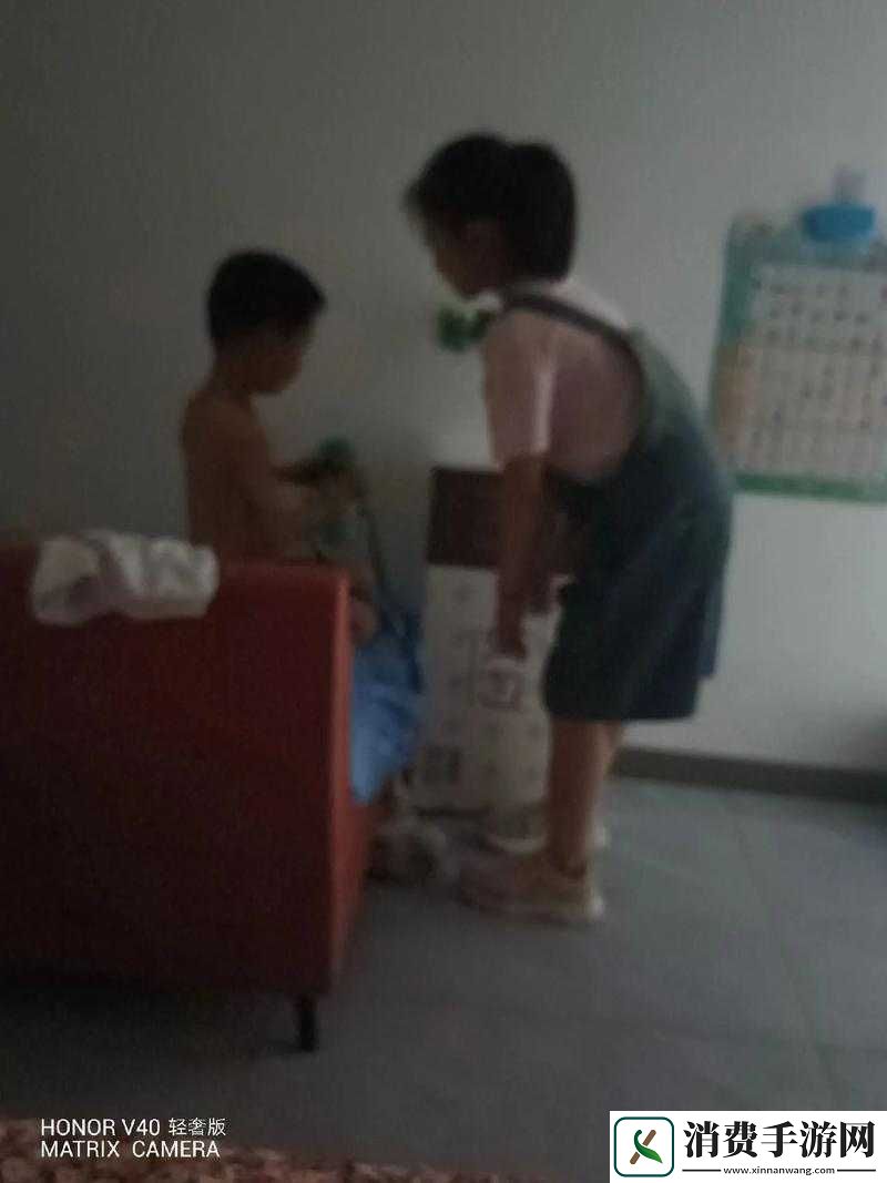 小孩半夜喂姐姐吃钢筋会带来何种严重后果