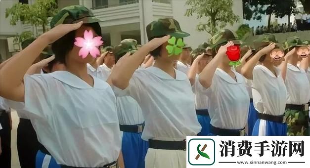 夏天校服太透了R头凸出来了