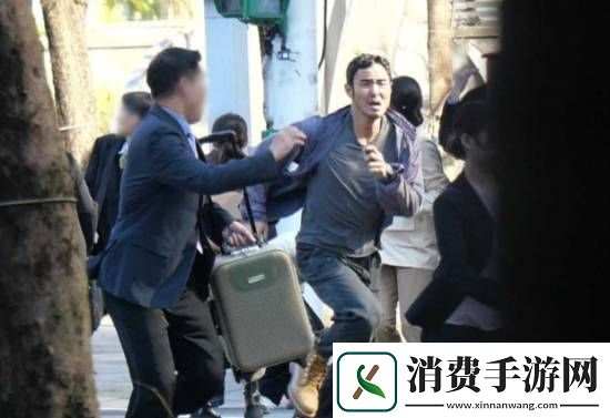 阮经天复工拍戏