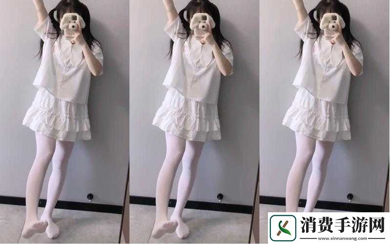 白丝腿张开露小内内图片_暗藏的欲望与禁忌_你敢看吗
